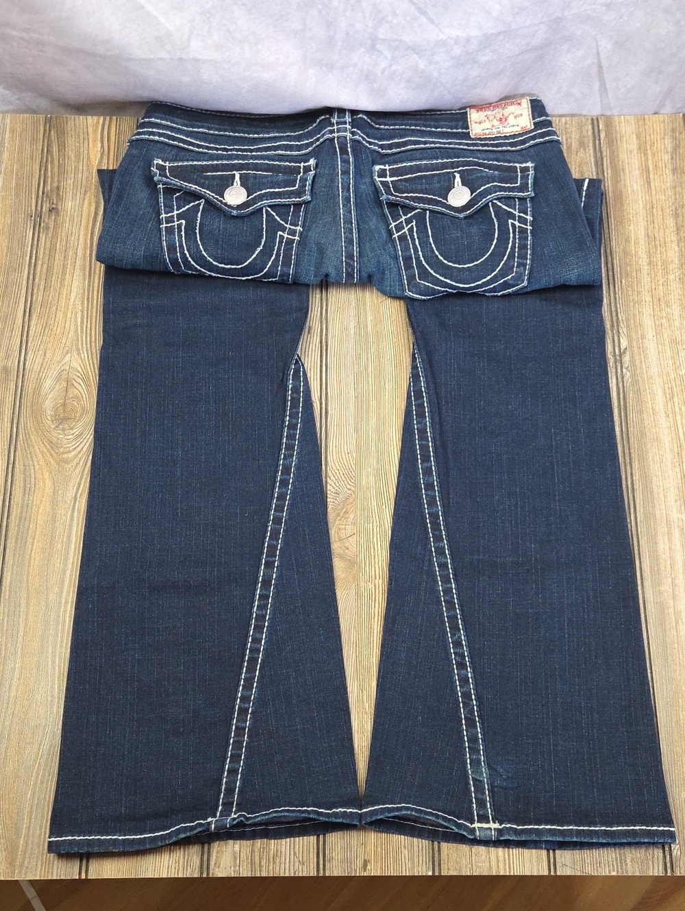 VTG True Religion Twisted Curved Seam Flare Jeans - Size 32 - Picture 13 of 13